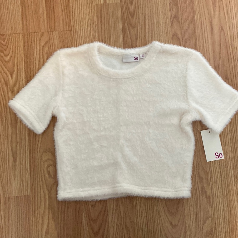 Fuzzy Cropped Sweater